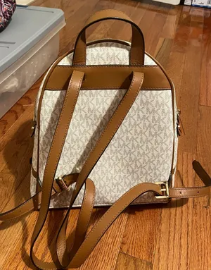 Backpack thumbnail 2