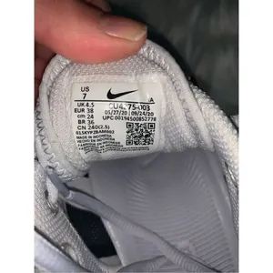 Nike Womens Court Air Max Volley Blue Basketball Shoes Sneakers 7 thumbnail 3