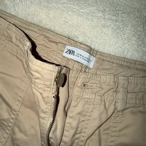 zara cargo khakis  thumbnail 5