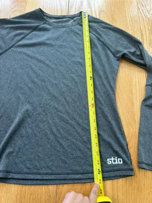 Stio Women’s Medium Notion Stretch Knit Long Sleeve Shirt Gray Crew Neck thumbnail 7