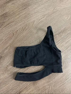 Garage Black One-Shoulder Cutout Crop Top thumbnail 2