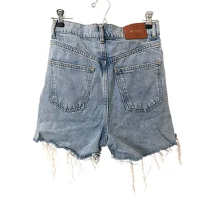 ZARA The 90s Denim Short Light Wash Sz‎ 2 thumbnail 4