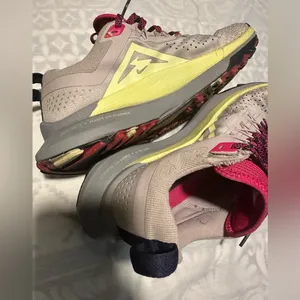 Nike Women's Athletic Shoes in Gray and Burgundy thumbnail 3