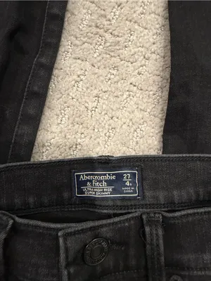 Abercrombie & Fitch Ultra High Rise Super Skinny Jeans with Frayed Ankle thumbnail 2