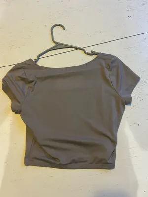 Hollister Top thumbnail 2