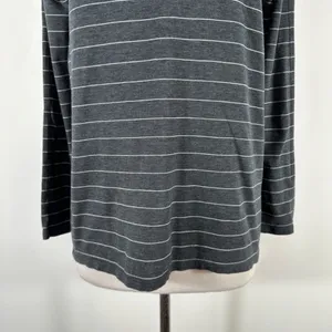 Lululemon Women's Shirt Sz 8? Long Sleeve Dark Gray White Stripe NO SZ TAG thumbnail 3