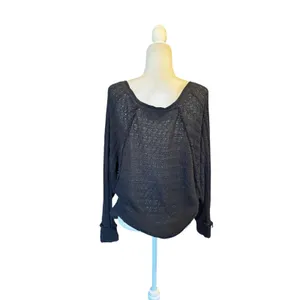 Free People We The Free Charcoal/Black Lightweight Knit Sweater Top Boho Oversized Medium thumbnail 2
