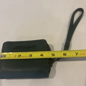 Betsey‎ Johnson XOSKULLY Dark Green Small Zip Around Wallet Wristlet READ thumbnail 7