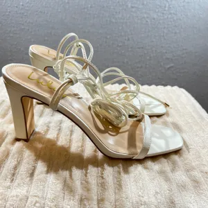 1134 | NWOT Lulus Lace Up Strappy Block Heel Square Toe Sandals White‎ Womens 10 thumbnail 10