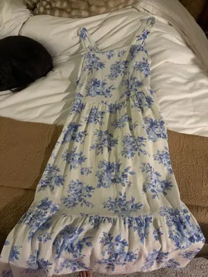 blue and white dress Size M thumbnail 1