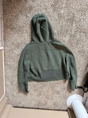 Lululemon Scuba thumbnail 2
