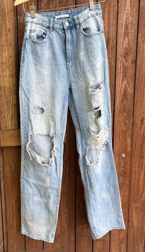 Pacsun Distressed Thrashed 90’s Boyfriend Straight Leg Jean thumbnail 1