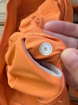 Lululemon Orange High-Neck Sports Bra Size 6 thumbnail 4