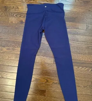 Lululemon Wunder Under Navy Leggings - AMAZING Condition thumbnail 1