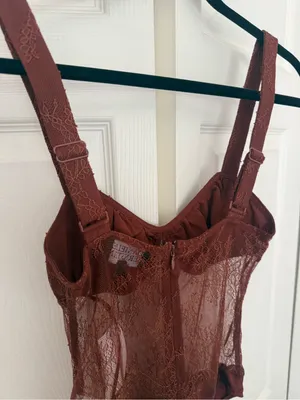 NWT Danielle Bernstein Warm Brown Lace Sheer Structured Bodysuit Top Size 2 thumbnail 9
