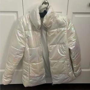 COPY - New Balance Women’s Iridescent Puffer Jacket thumbnail 1