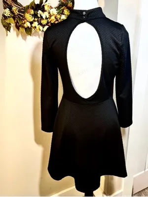 Free People Flirt N Flare Black Textured Open Back Mini Dress Mock Neck Sz M💛 thumbnail 4