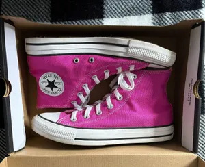 Pink Size 8 thumbnail 1