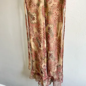 [New York and Company] Vintage Ruffle Hem Midi Dress- Size 8 thumbnail 3