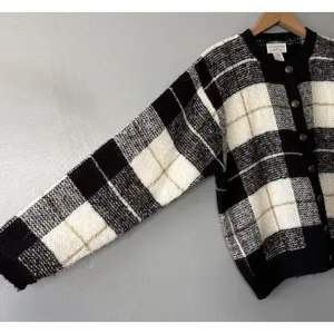 Vintage Boxy Plaid Sweater Size Medium Wool Cardigan Preppy Old Money Academia thumbnail 2