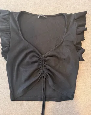ZARA Ruffle Sleeve Crop Top Black thumbnail 1