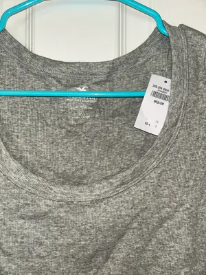 Hollister Cropped Top thumbnail 2