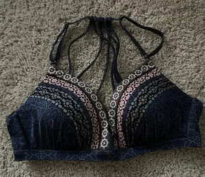 Athleta swimtop-M thumbnail 1