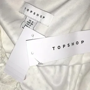 TopShop One Shoulder Floral Lace Puff Sleeve Top 4 White Ivory Autumn v6x Cream thumbnail 4