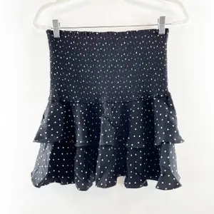 Aritzia Sunday Best Smocked Tiered Ruffle Polka Dot Mini Skirt Black Medium thumbnail 4