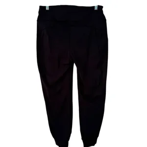 NWT Quince Whistler Mid Rise Thermal Joggers in Black Womens Size Medium thumbnail 5