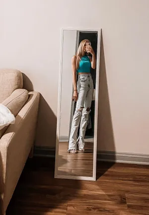Amazon Top thumbnail 1