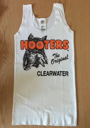 Hooters New Girl Uniform From Clearwater Florida Size XSmall thumbnail 1