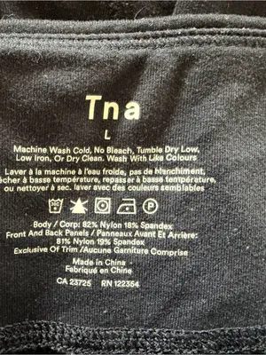 TNA Aritzia Black Mesh Panel Cropped Leggings‎ Size Large thumbnail 4