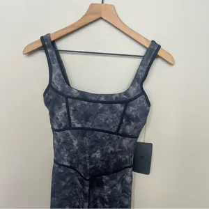 Fabletics NWT Frame PowerHold Black Patterned Jumpsuit Size XS Active Leggings thumbnail 6