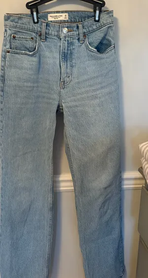 Abercrombie straight leg Light Blue Jeans thumbnail 1