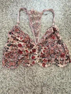 Victorias Secret Floral Lace Bralette in Blush Pink thumbnail 2
