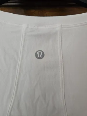 O lululemon athletica White Cropped Long-Sleeve Logo Sweatshirt Size 6 thumbnail 6