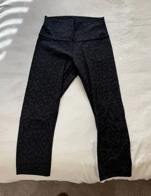 Lululemon Leggings 21' Crop thumbnail 1