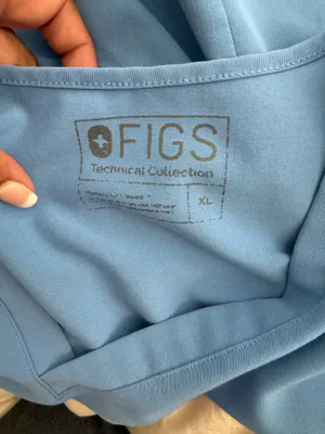 Figs Sz XL scrub Top thumbnail 3