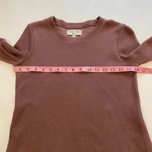 Texture & Thread Madewell Ribbed Long Sleeve Top Size Small Asymmetrical Hem Mau thumbnail 5