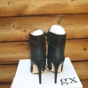 NWB Gwen Stefani Booties Boots Black Size 7 thumbnail 6