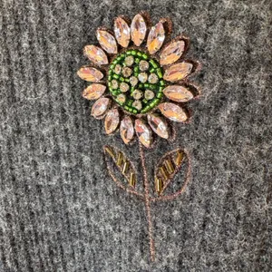 Boden‎ Elizabeth Wool Alpaca Blend Beaded Rhinestone Floral Sweater Size 12 thumbnail 5