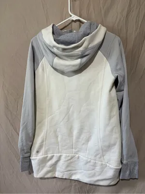 Lululemon thermal jacket thumbnail 2