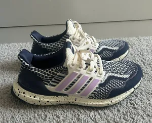 Adidas Ultraboosts thumbnail 2