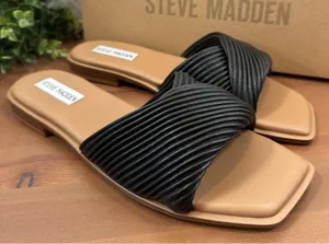 Steve Madden Sandals thumbnail 2
