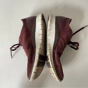 Vionic Taylor sneaker in burgundy leather suede 7.5 thumbnail 8