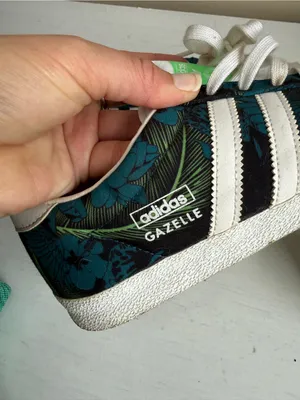 Women’s Adidas Gazelle OG Floral Print thumbnail 3