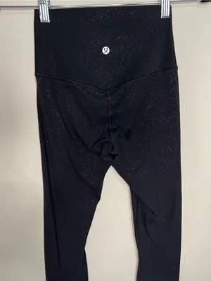 Lululemon Align High Rise‎ Leopard Daisy Embossed 7/8 Athletic Leggings thumbnail 7