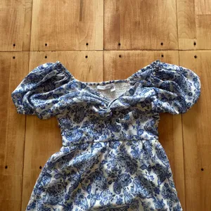 Sincerely‎ Jules Blue White Floral Paisley Puff Sleeve Smocked Midi Dress Large thumbnail 3