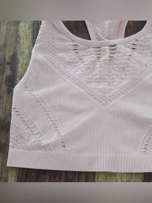 ALO Yoga Lark Perforated Sports Bra thumbnail 2